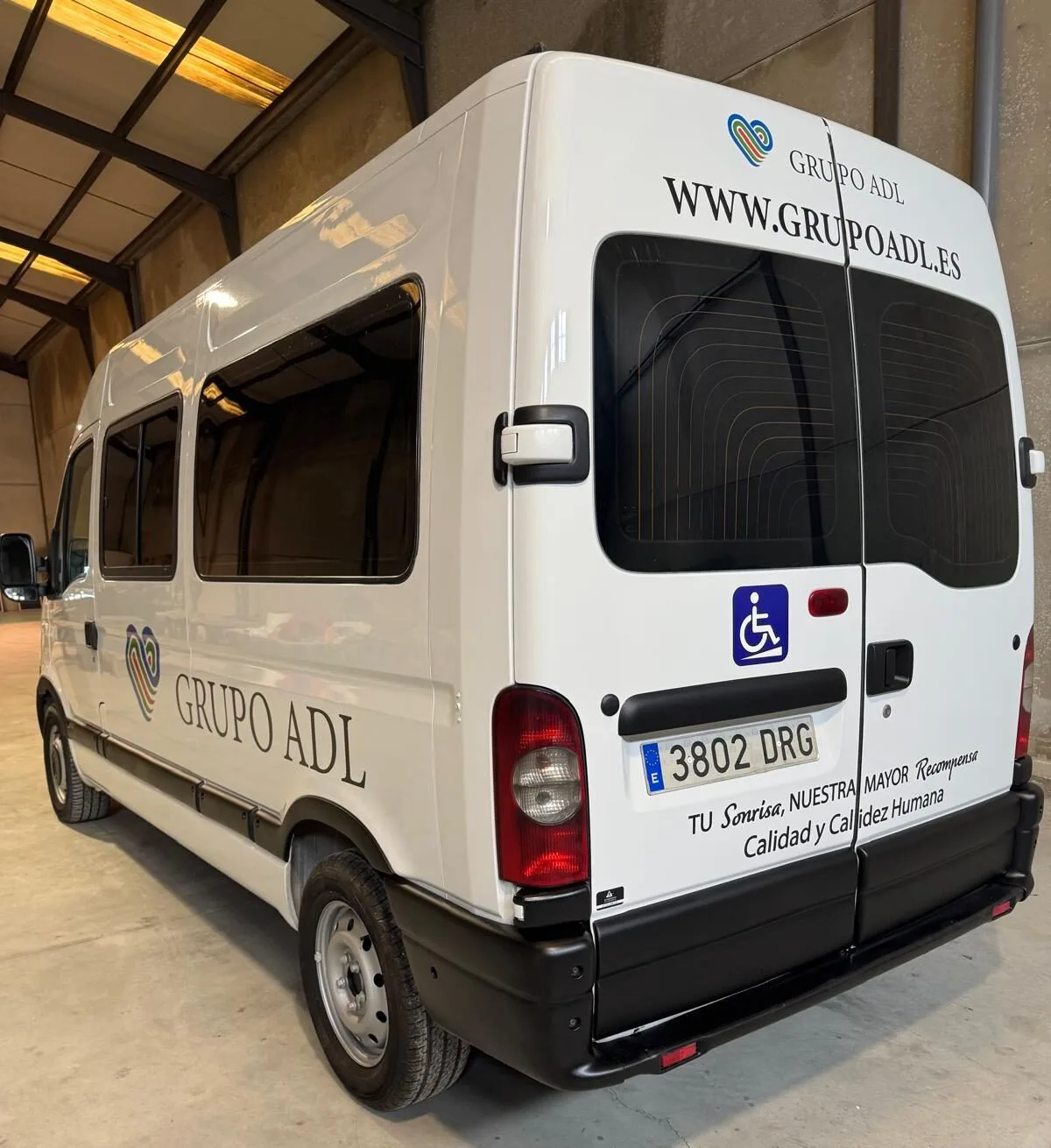 Ventajas de rotular tu vehículo de empresa: Publicidad que se mueve